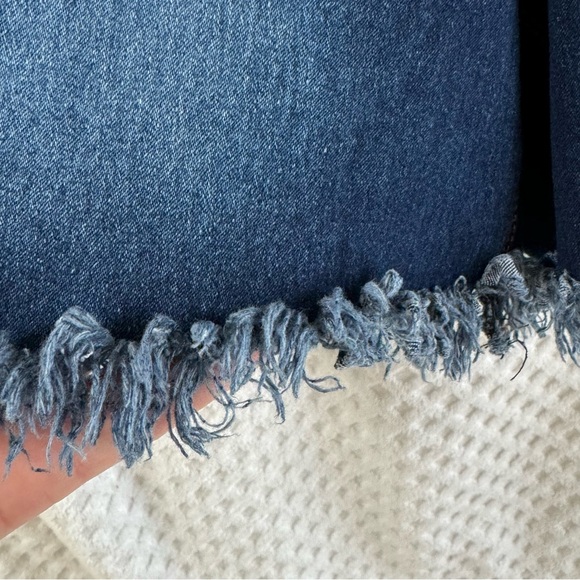 Adriano Goldschmied Denim Cutoff Style Shorts - Picture 10 of 10